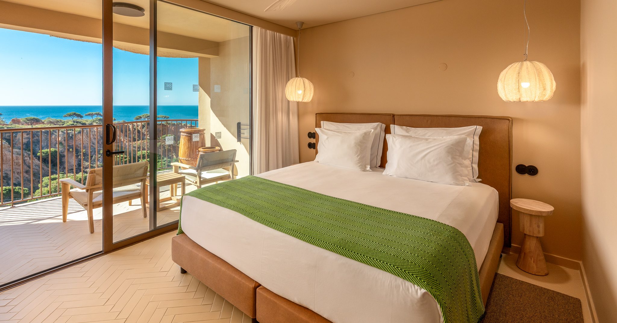 3HB-Falesia-Beach-20250523-017